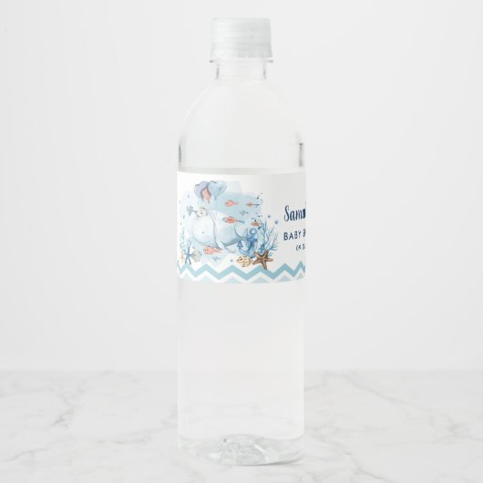 海の男の子の赤ちゃん航海ののシャワーの下の青いクジラ ペットボトルラベル (正面)