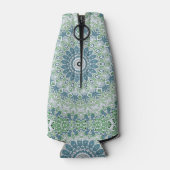 海の緑と青の沿岸マンダラパターン ボトルクーラー (裏面)