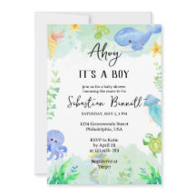 海の航海の青いアホイの下に男の子だ