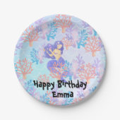 海の虹のパステルの下の子供の魔法の人魚 ペーパープレート