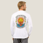 海の血潮に流れる太陽と錨の航海アドベンチャー トライブレンドＴシャツ (背面全体)