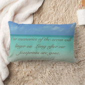 「海の記憶が残る」枕 ランバークッション (ブランケット)