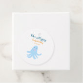 海の誕生日の下で幸せな青いタコが1羽 フェイバータグ (インサイチュ)