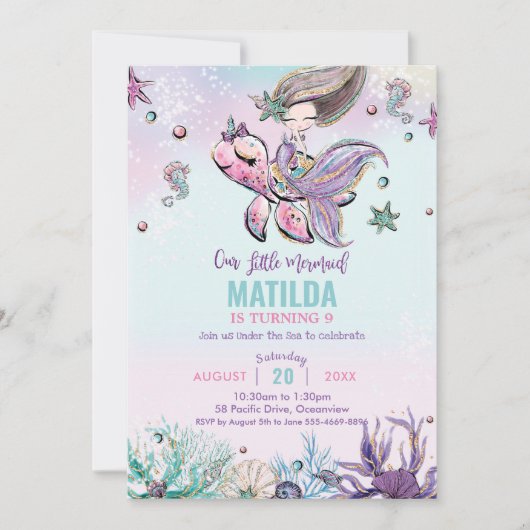海の誕生日パーティーの下のブルネットマーメイド 招待状 (正面)