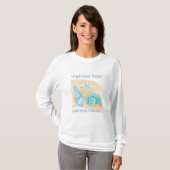 海の貝殻の中で平和を見つけてください。 Tシャツ (正面フル)