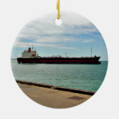 海の貨物船の船の航行 セラミックオーナメント (裏面)