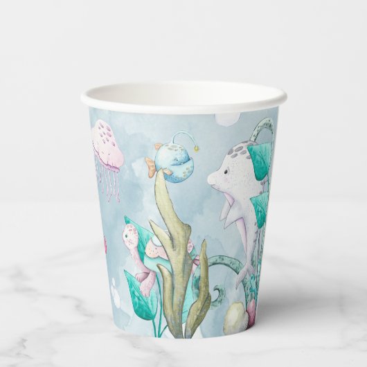海の赤ちゃんシャワーの下のかわいい水色 紙コップ (裏面)