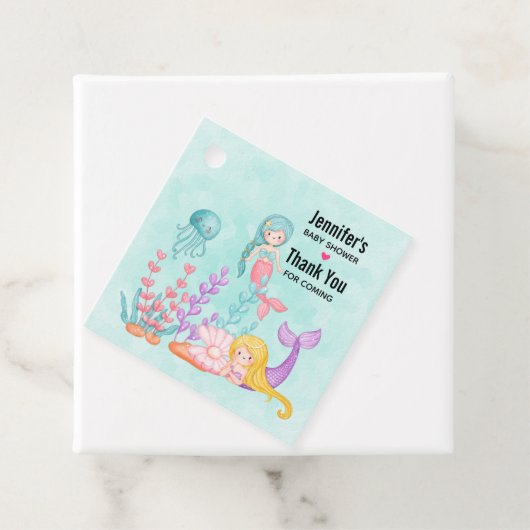 海の赤ちゃんシャワーの下の人魚とクラゲ フェイバータグ (インサイチュ)