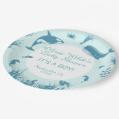 海の赤ちゃんシャワーの下の少年の青 ペーパープレート (アングル)
