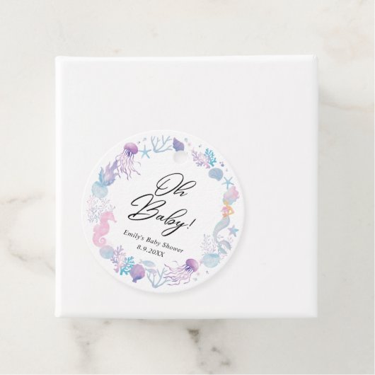 海の赤ちゃんシャワーの下の水色の人魚 フェイバータグ (インサイチュ)