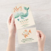 海の赤ちゃんシャワーの下の水色クジラ オールインワン招待状 (貼ってはがせる)