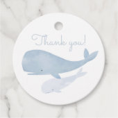 海の赤ちゃんシャワーの下の水色クジラ フェイバータグ (正面)