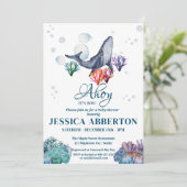 海の赤ちゃんシャワーの下の水色クジラ 招待状 (スタンド正面)