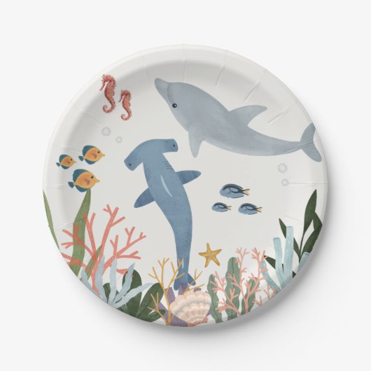 海の赤ちゃんシャワーまたは誕生日テーブルの下で ペーパープレート (正面)