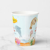 海の赤ちゃん航海ののシャワーの下で 紙コップ (右)