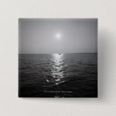 海の遠いボート 缶バッジ (正面)