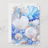 海の青いシェルお洒落ボーイの赤ちゃんシャワーの下で 招待状 (裏面)