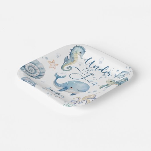 海の青い男の子の水色のベビーシャワーの下 ペーパープレート (傾斜あり)