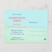 海の青の下で二歳の誕生日かわいいベビーサメ インビテーションポストカード (裏面)