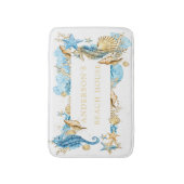 海の青及び金ゴールドのタツノオトシゴのビーチハウスの下 バスマット (正面縦)