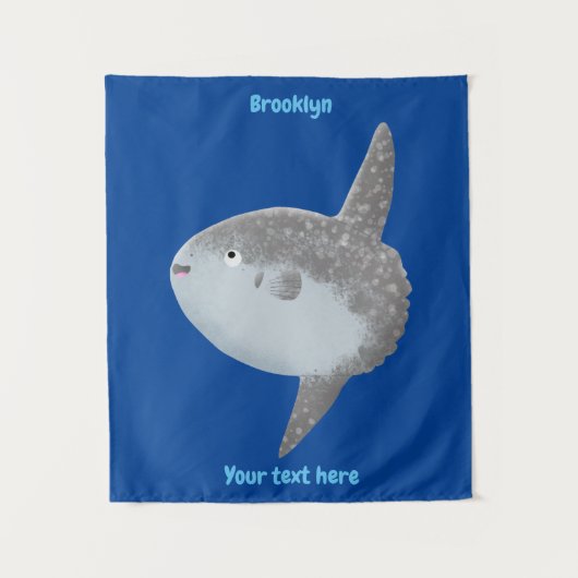 海の魚mola mola molaかわいい漫画 タペストリー (正面)