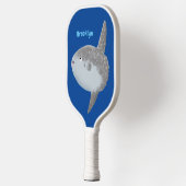 海の魚mola mola molaかわいい漫画 ピックルボールラケット (左)