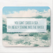 「海を渡る」感動的引用文 マウスパッド (正面)