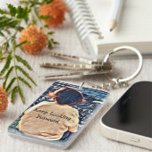 海を男の子の着席に見ること キーホルダー (正面右)