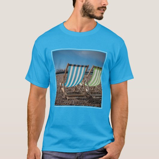 海を見るデッキチェア Tシャツ (正面)