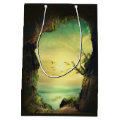 海を見下ろす洞窟の写真誕生日 ミディアムペーパーバッグ (裏面)