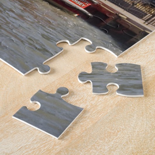 海カモメが付いているジャージーシティーの消防艇 ジグソーパズル (側面)