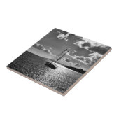 海クール上のヨット上の劇的な空 タイル (側面)