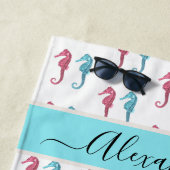 海シーホース熱帯ブルーティール（緑がかった色）ビーチタオル ビーチタオル (インサイチュ)