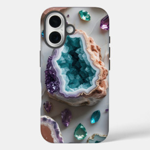 海ティール(緑がかった色)Geodeとアメジスト宝石 – Crystal Marb iPhone 16ケース