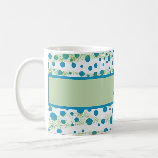 海パーソナライズされた青と緑による名前 コーヒーマグカップ (左)