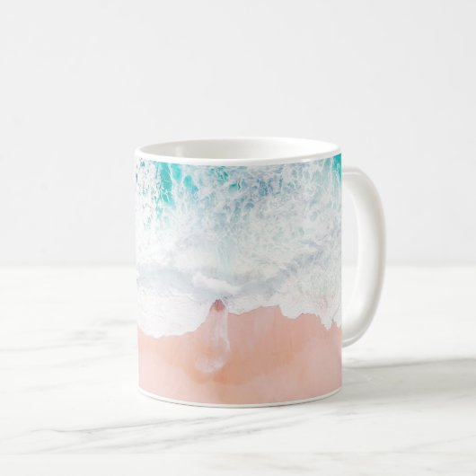 海ビーチ波とピンクの砂の写真を航海の見る コーヒーマグカップ (正面右)