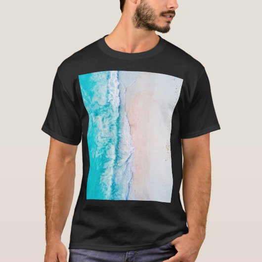 海ビーチ、美しい風景、旅行テーマ。 Tシャツ (正面)