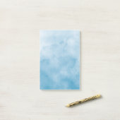 海ブルーの水色の背景背景のラッピング ポストイット (デスク上)