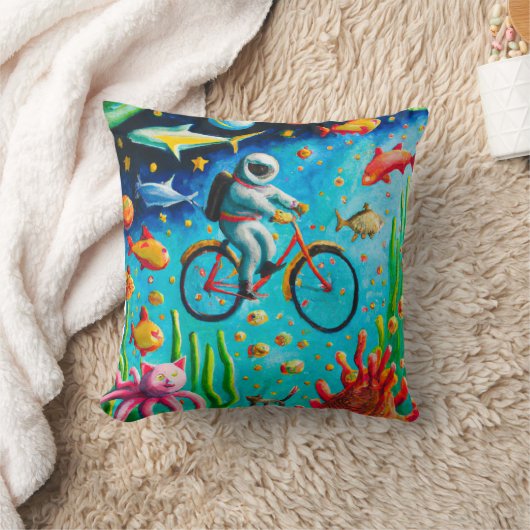 海上で自転車に乗る宇宙飛行士カラフル クッション (ブランケット)