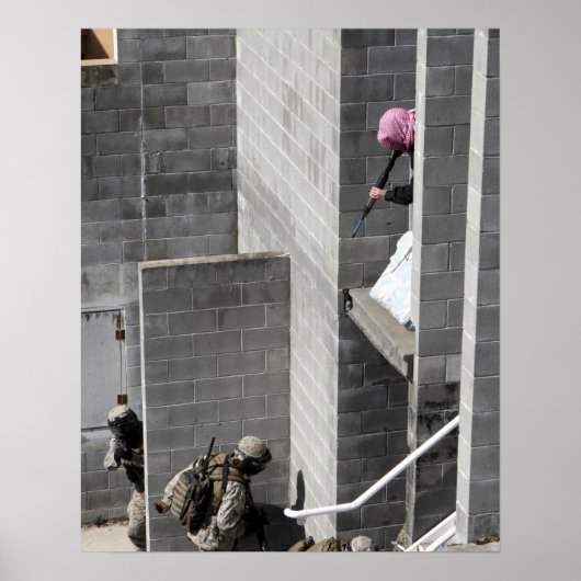 海上と役割遊の敵の攻撃者 ポスター (正面)