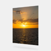海上の輝く夕日 アクリルサイン (傾斜)
