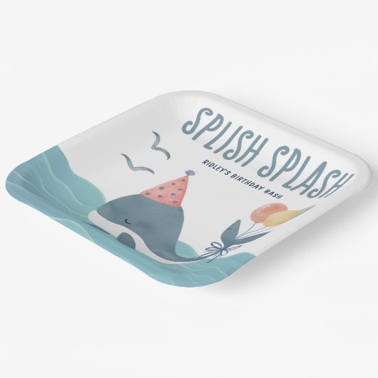海中で |ウオーターカラークジラビーチ誕生日 ペーパープレート (傾斜あり)