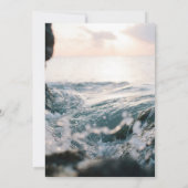 海中の自然の美しい海岸 ウェディング 招待状 (裏面)