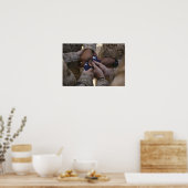 海兵隊がアメリカ国旗を折る ポスター (キッチン)