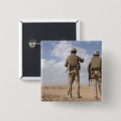 海兵隊が地平線上を偵察して反乱活動を行う 缶バッジ (正面&裏面)