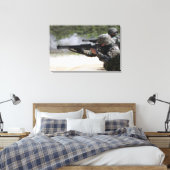 海兵隊の射撃砲 キャンバスプリント (インサイチュ (寝室))