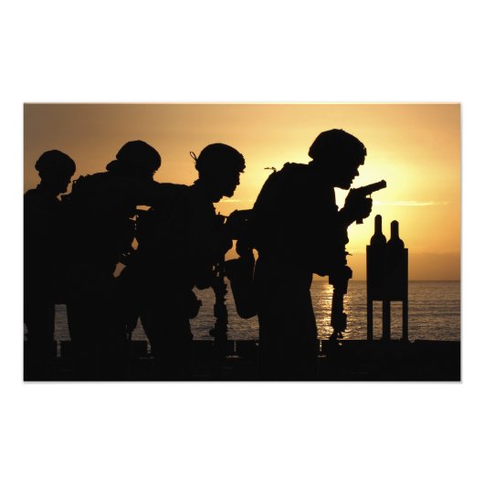 海兵隊の火災9mmハンドガン フォトプリント (正面)