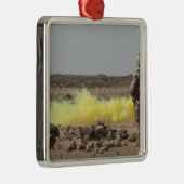 海兵隊は安全を提供する メタルオーナメント (右)