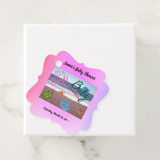 海女の下で赤ちゃんシャワーピンクの背景 フェイバータグ (インサイチュ)