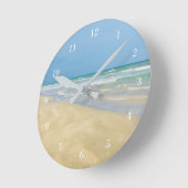海岸のサンドパイパー |美しいビーチ ラウンド壁時計 (傾斜)
